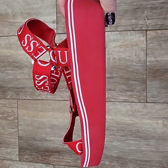 🌟SALE!!🌟Guess Sandals - Picture 6 of 8
